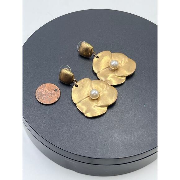 Kenneth Lane Gold Plated Sculpted Floral Pearl Center Dangle Earrings - Picture 6 of 12